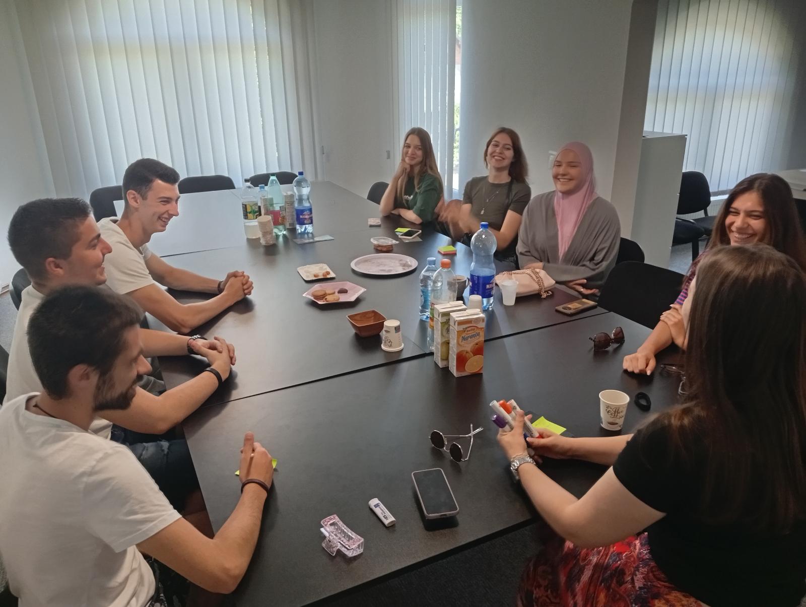 Formirana Sekcija mladih Udruženja „Una familia“